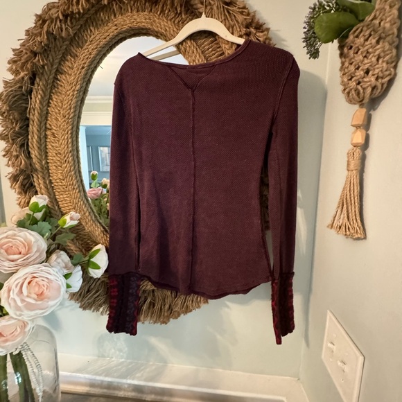 Free People Art School Boho Fitted Thermal EUC - Medium - Picture 8 of 9